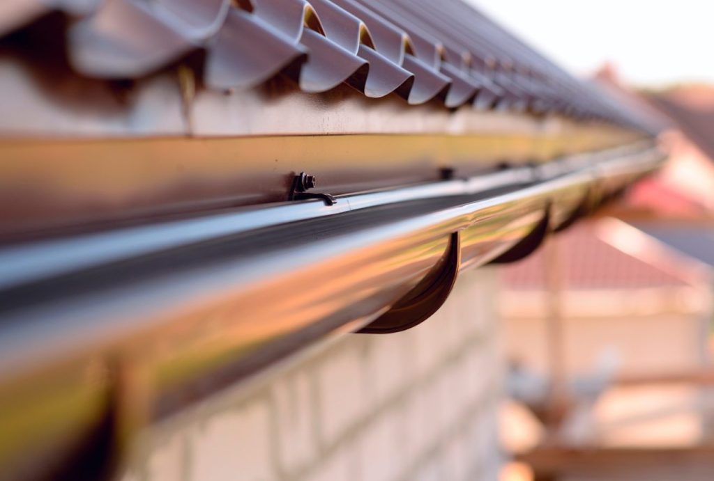 curved-guttering-e1621009155212-1024×691